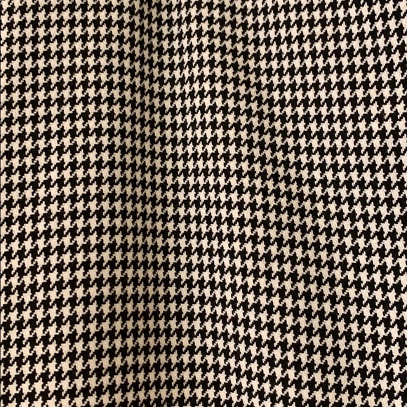 Banana Republic Houndstooth Skirt Size 10P - Picture 2 of 7